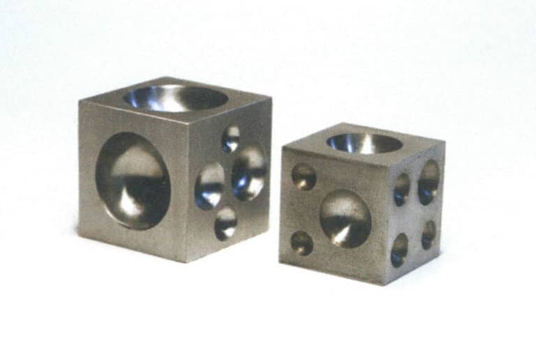 Figure 4-5 Steel dapping blocks