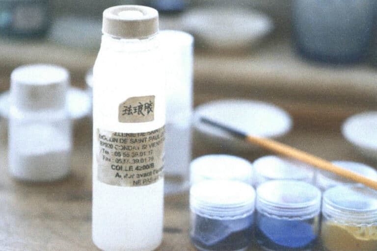 Figure 4-21 Enamel glue