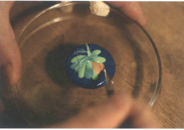 Figure 4-42 Apply a thicker layer of glaze