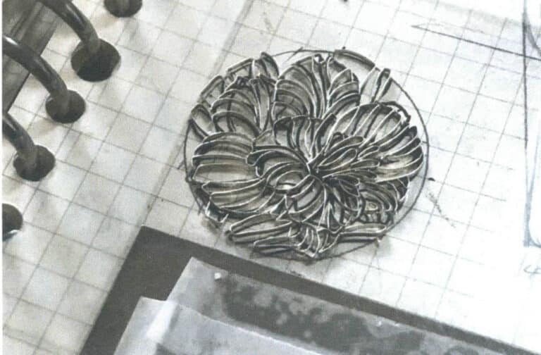 Figure 5-24 Arranging the prepared wires in order