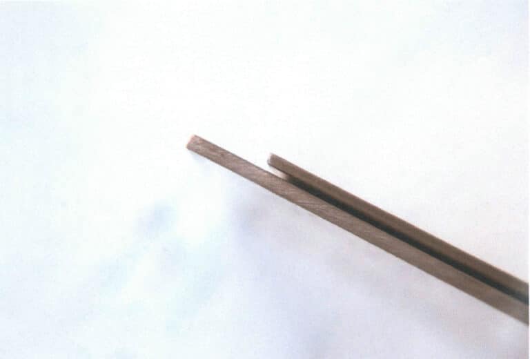 Figure 6-1 Comparison between a 1 mm thick copper base plate and a 1.5 mm thick copper base plate