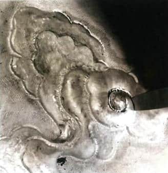 Figure 5-12 Major outlining on the front