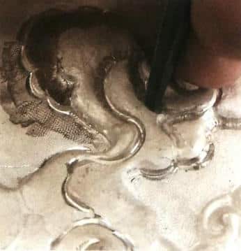 Figure 5-13 Small embossing chisel shaping