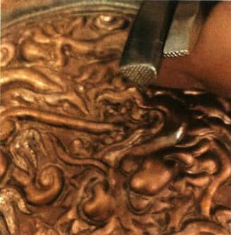 Figure 5-78 Dot-pattern chisel